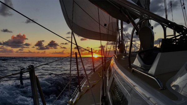 2025-04-29-online-class-Night Sailing Demystified-Featured-1600×900